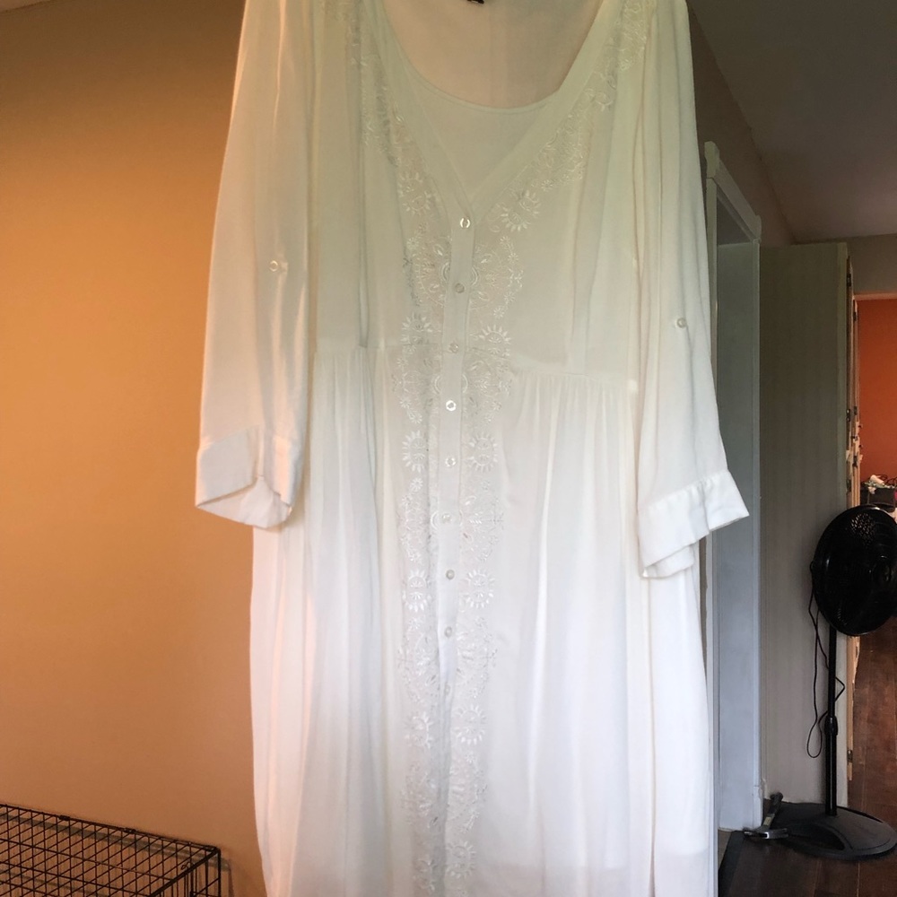 Torrid white sheath dress sz 2